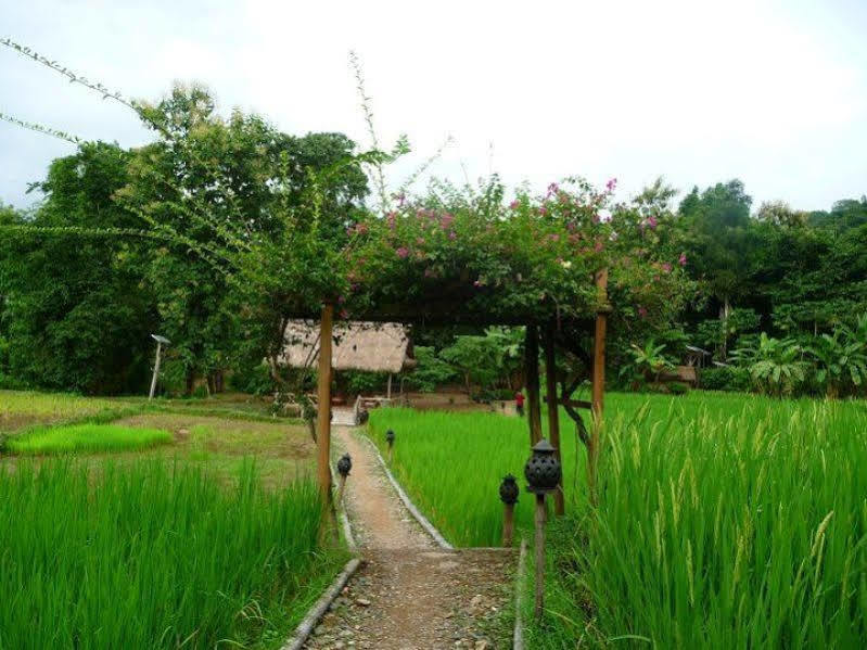 Kamu Lodge Pak Ou エクステリア 写真