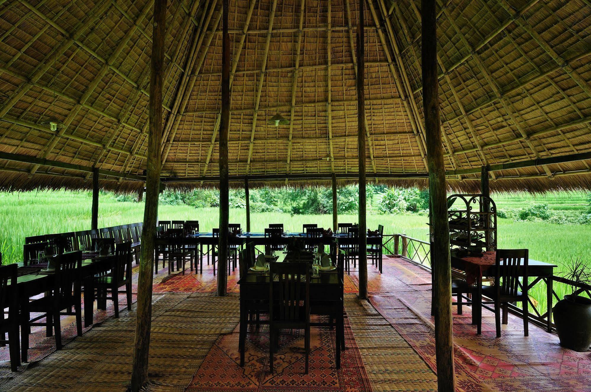 Kamu Lodge Pak Ou エクステリア 写真