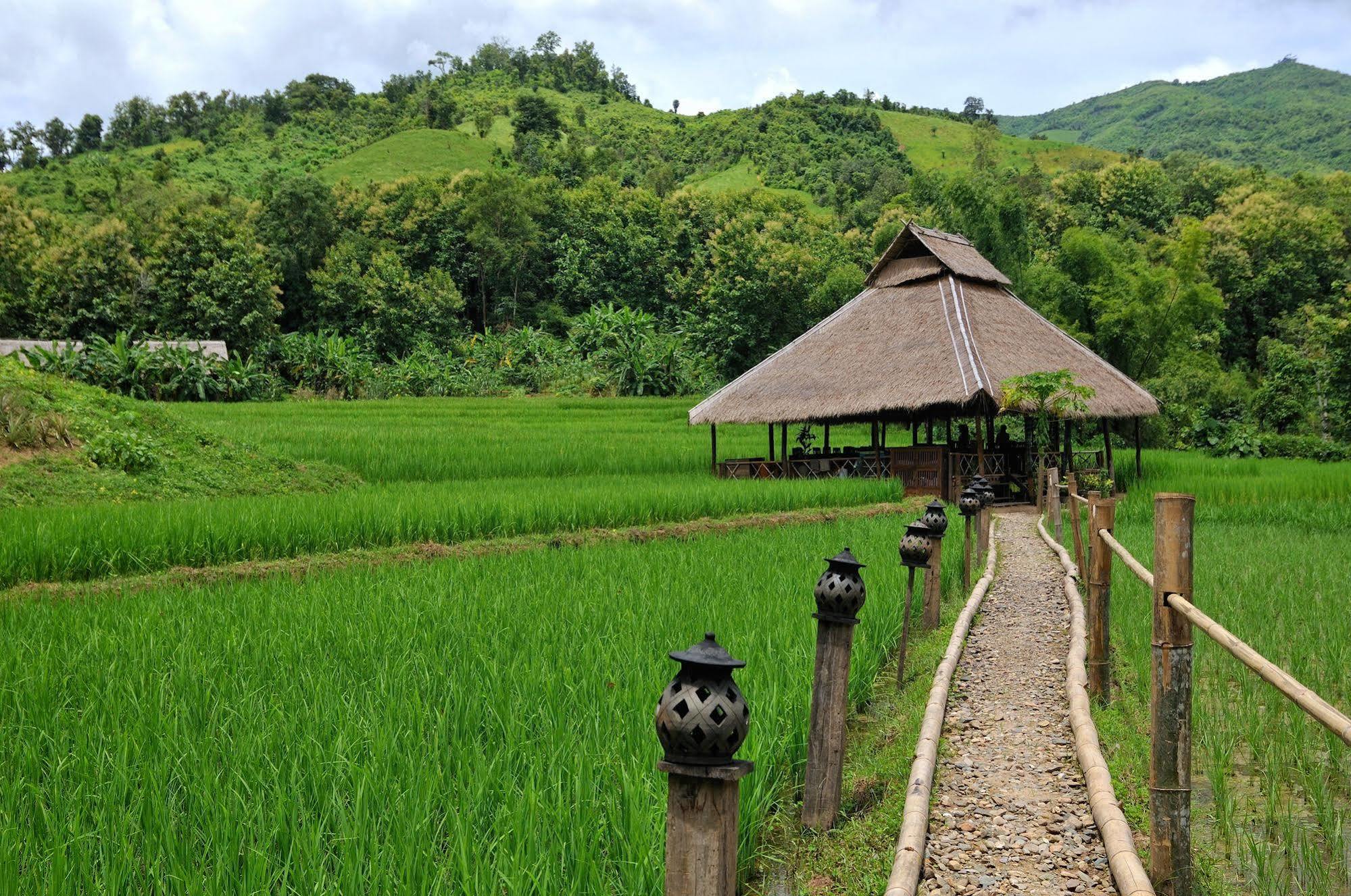 Kamu Lodge Pak Ou エクステリア 写真